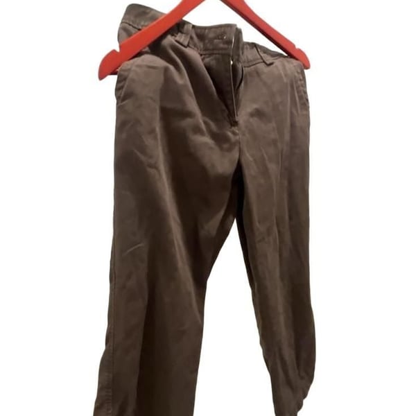 L.L. Bean Favorite Fit Straight Pants Size 6-Reg Brown