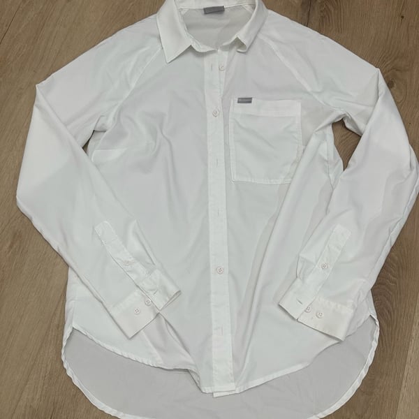 Columbia Long Sleeve Button Up Shirt Size S White Pocket