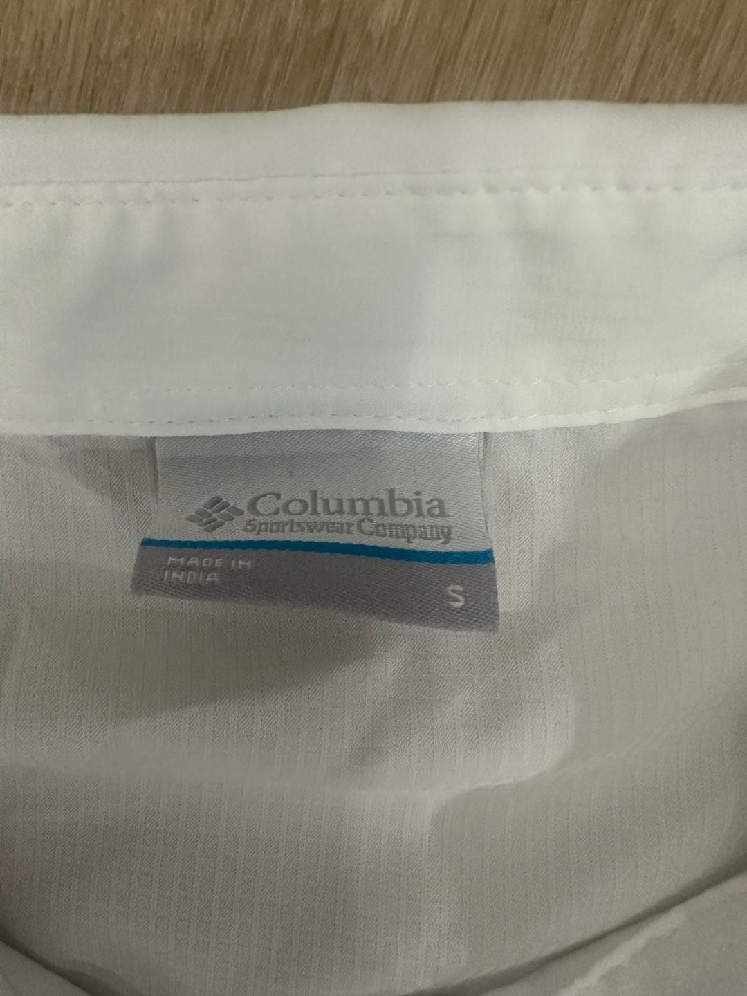 Columbia Long Sleeve Button Up Shirt Size S White Pocket 4