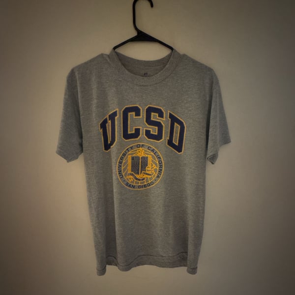 Russell Athletic UCSD T-Shirt Size S Gray University of California San Diego