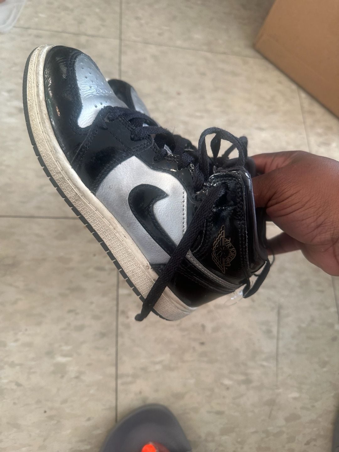 Jordan Air Jordan 1 Mid SE Size 1.5Y Black Metallic Silver FZ3937-001 2
