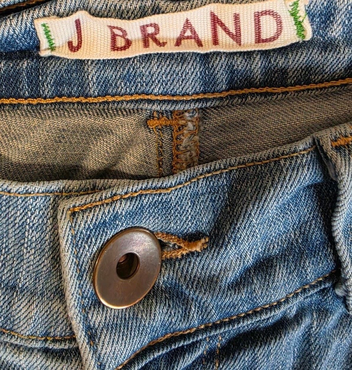 Product thumbnail 4