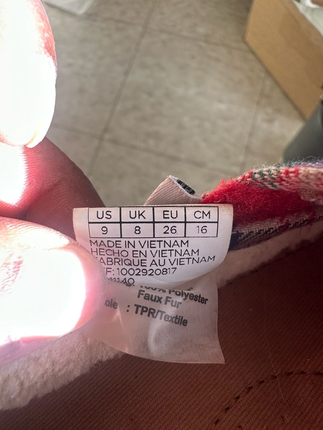 Toms Alpargata Slipper Size 9 Red Plaid Faux Fur Lined 5