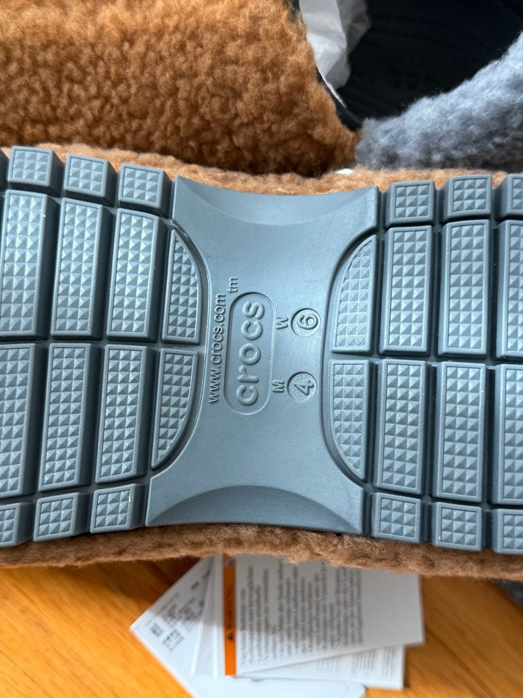 Crocs Lil Nas X Mega Crush Clog Size M4/W6 Limited Edition 8