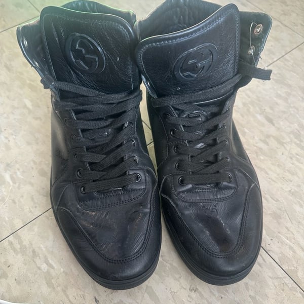 Gucci High Top Sneakers Size 7.5 G Black Monogram Leather