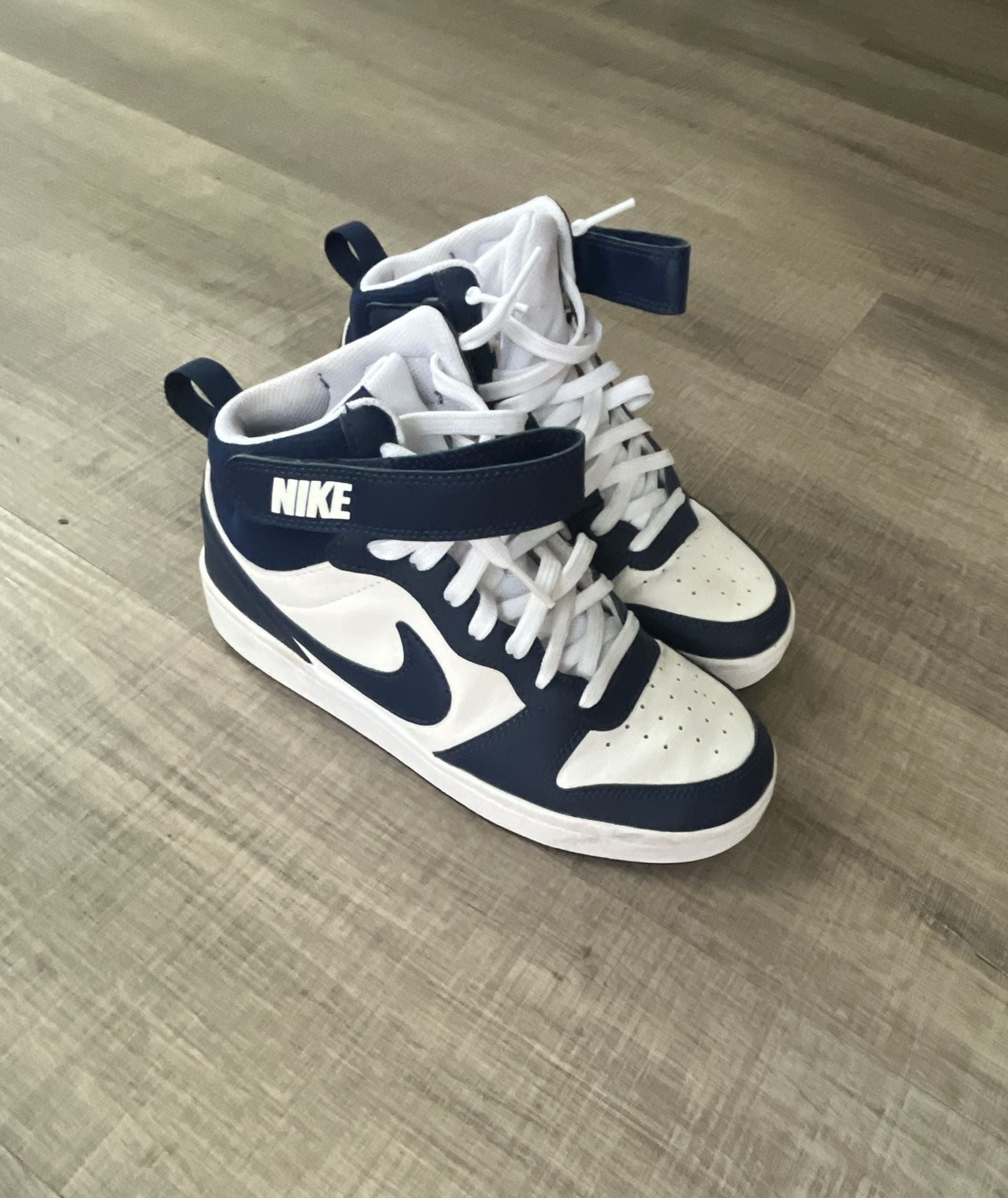 Nike Court Borough Mid 2 White Obsidian Sneakers 2