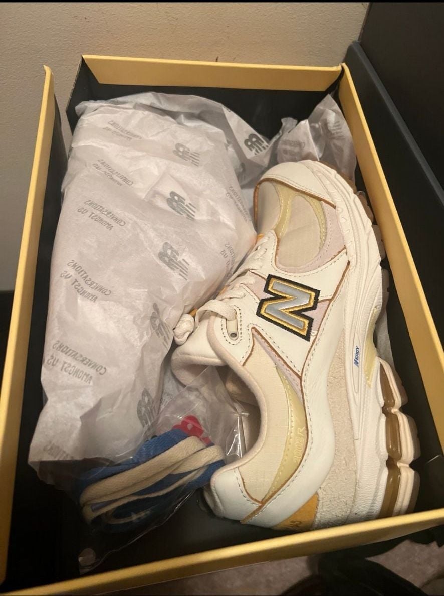 New Balance 2002R Size 7 Conversations Amongst Us M2002RJ1 7
