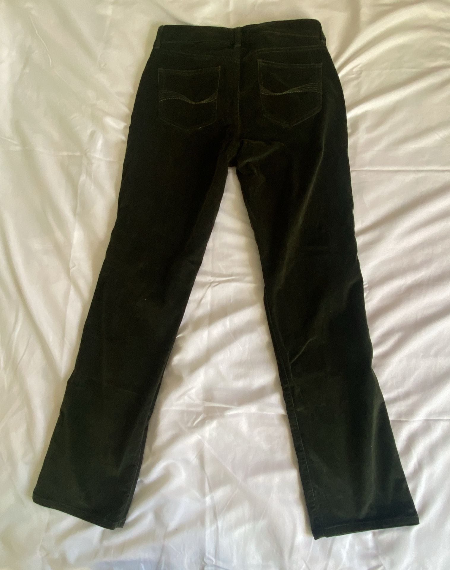 Earthcore Bandolino Mandie Corduroy Pants Size 10 Green 3