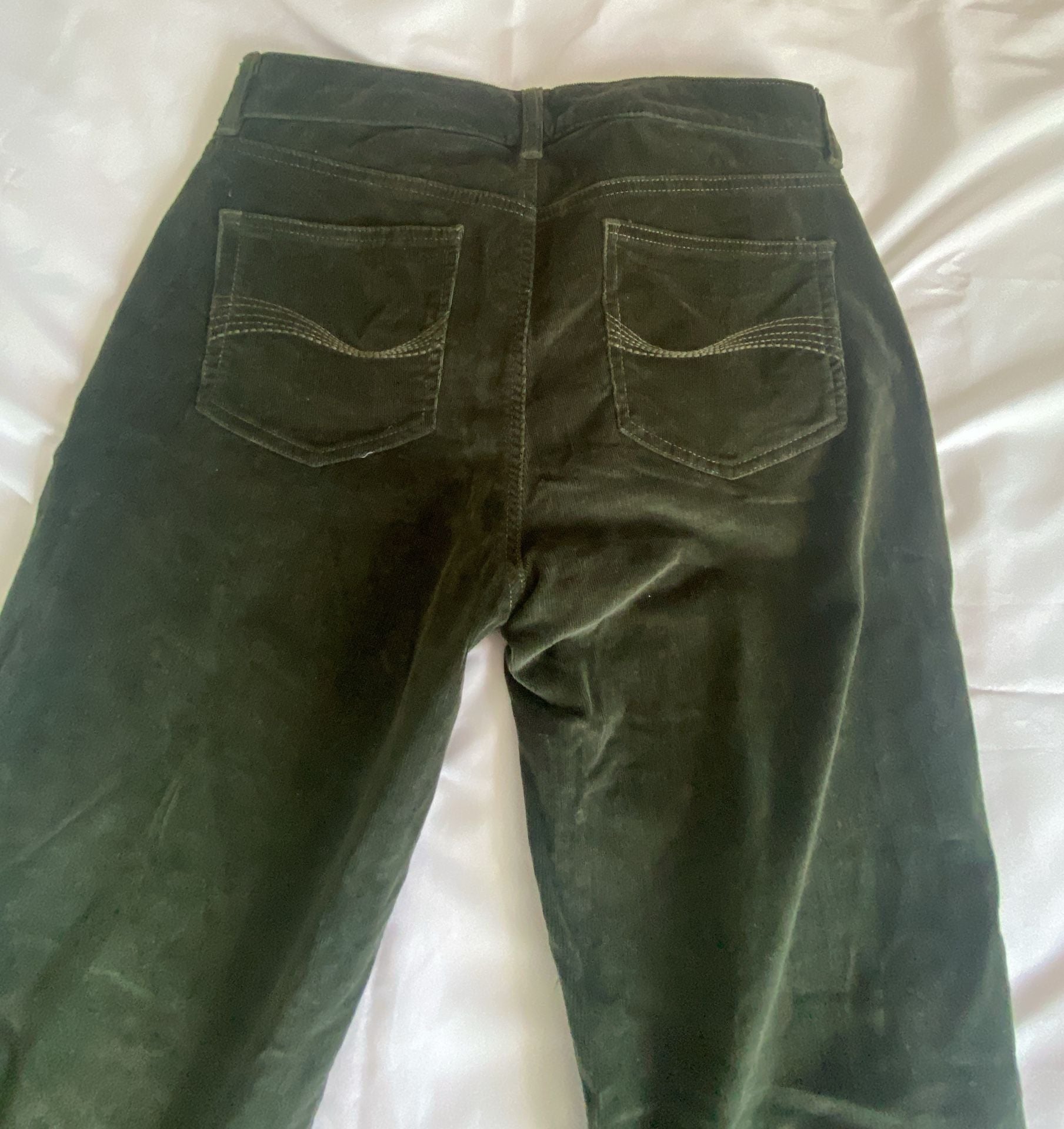 Earthcore Bandolino Mandie Corduroy Pants Size 10 Green 4