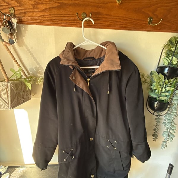 Cozy luxury style Jacket Size 14/16 Black Brown Hooded Anorak Coat