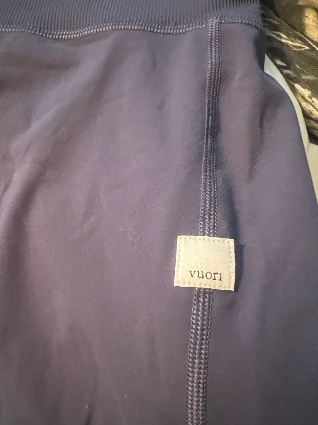 Vuori Women’s Performance Jogger Blue Size Small 3