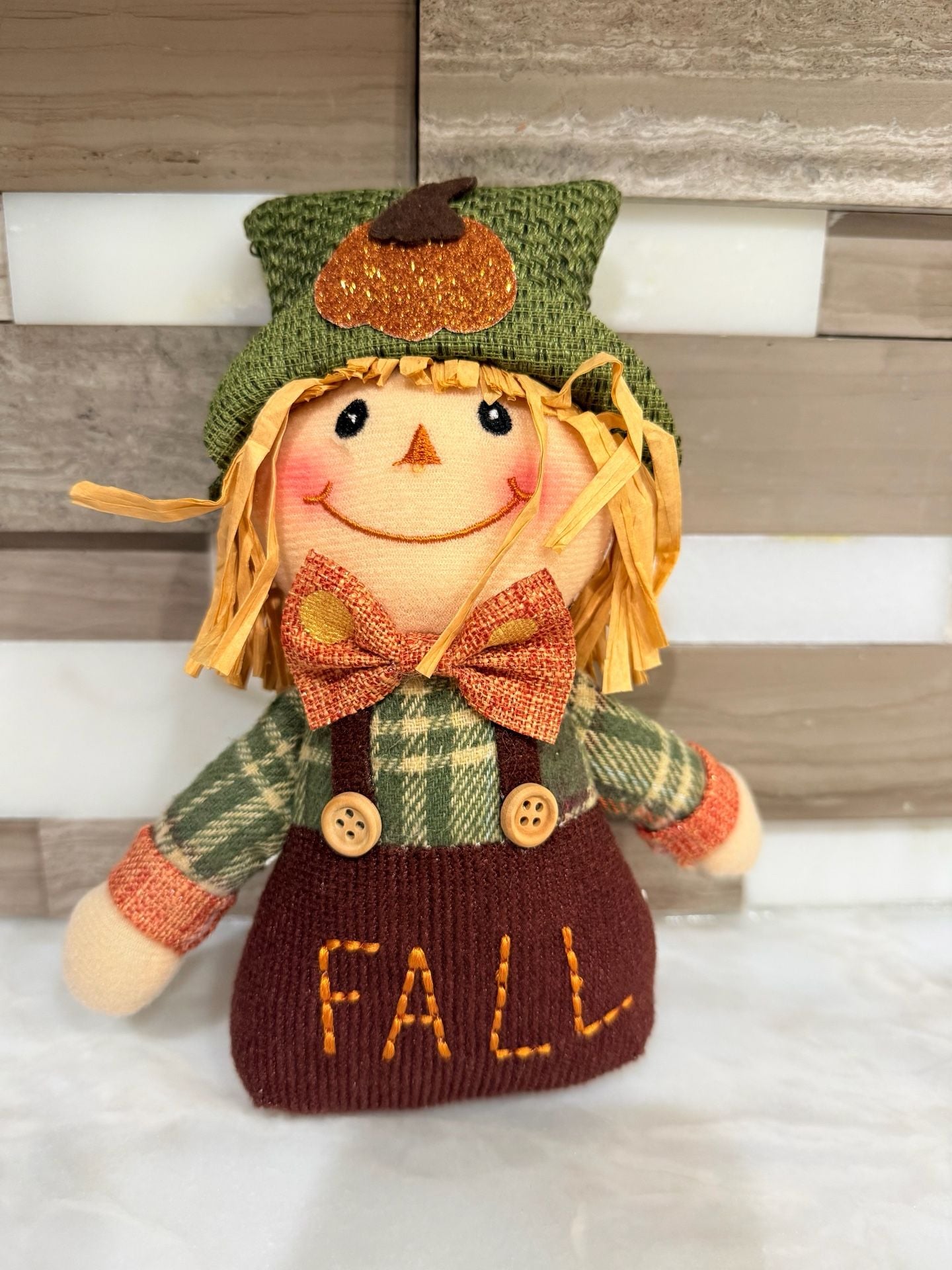 Fall Scarecrow Shelf Sitter 1