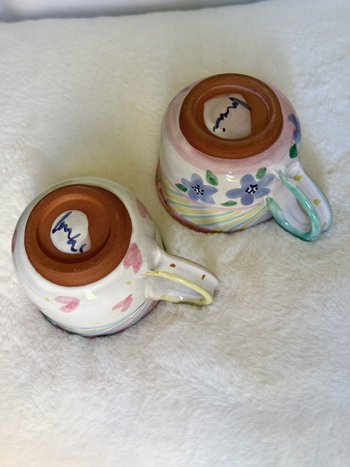 Vintage Hand Painted Italian Pottery Ceramic Coffee Mugs Set of Two 2