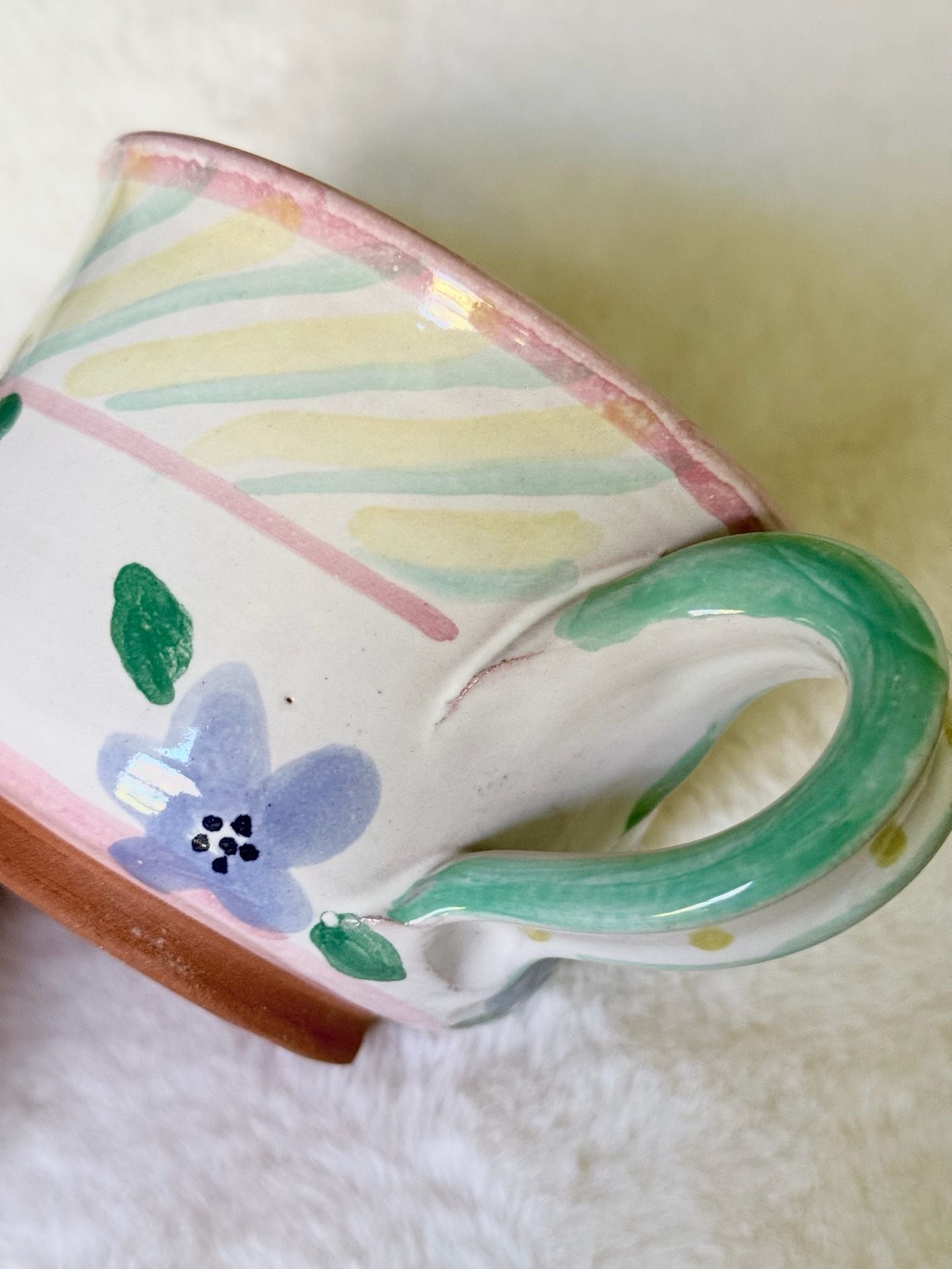 Vintage Hand Painted Italian Pottery Ceramic Coffee Mugs Set of Two 5