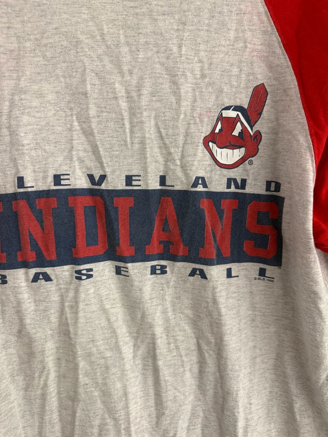 Salem Sportswear Cleveland Indians Size L Vintage 1995 Raglan T-Shirt 3