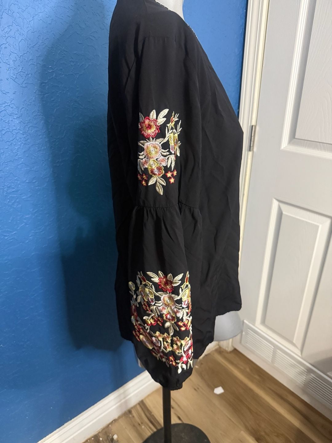Black Embroidered Floral Long Sleeve Blouse Size L Boho Top 3