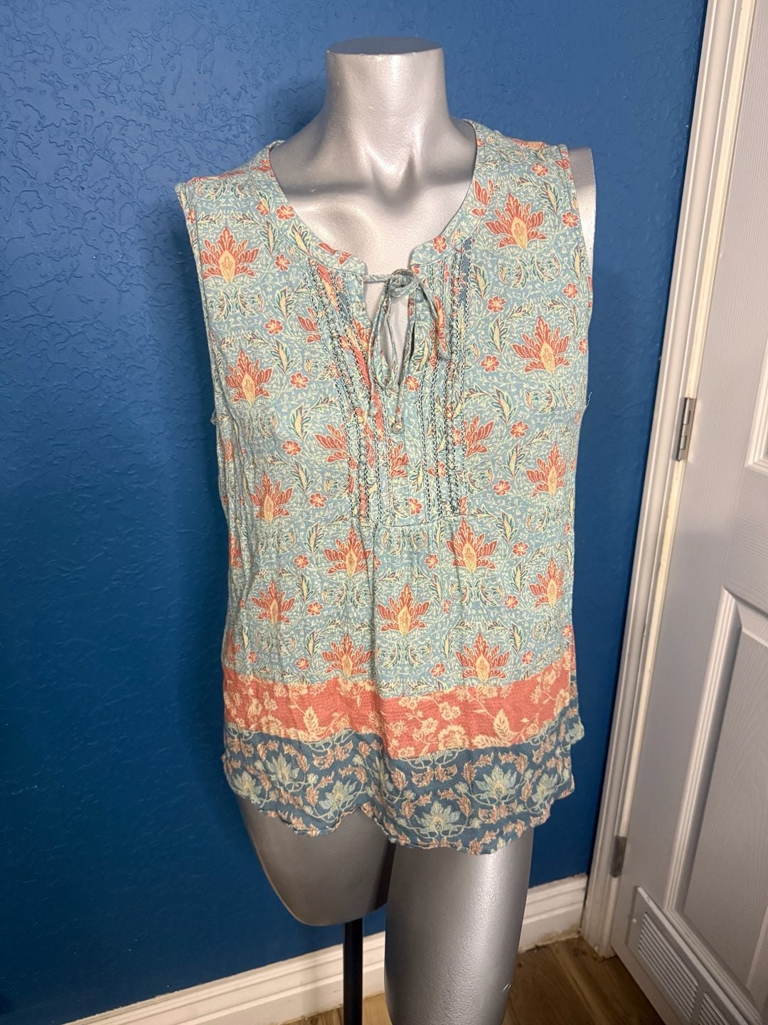 Daniel Rainn Large Floral Boho Blouse Sleeveless Tie Neck Border Print Tunic Top 2