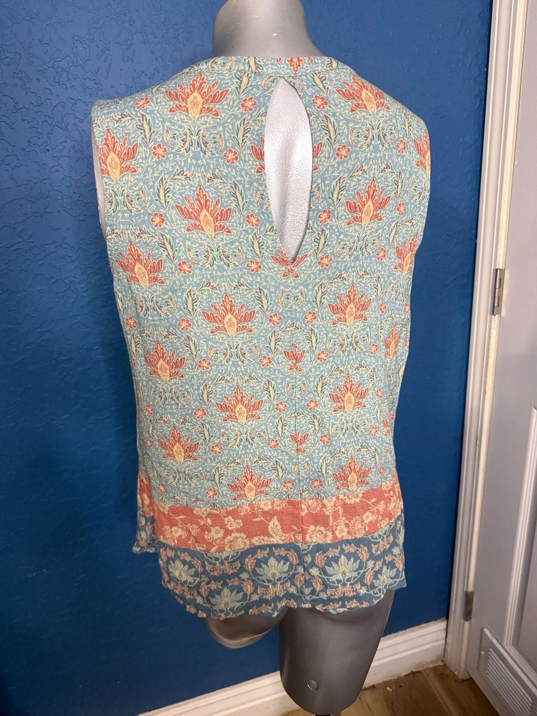 Daniel Rainn Large Floral Boho Blouse Sleeveless Tie Neck Border Print Tunic Top 4