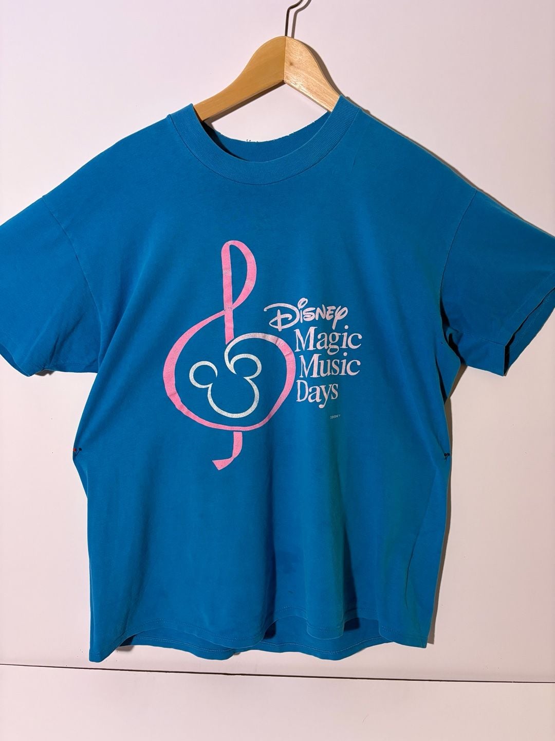 Disney Character Fashions Magic Music Days T-Shirt Size X-Large Blue 2