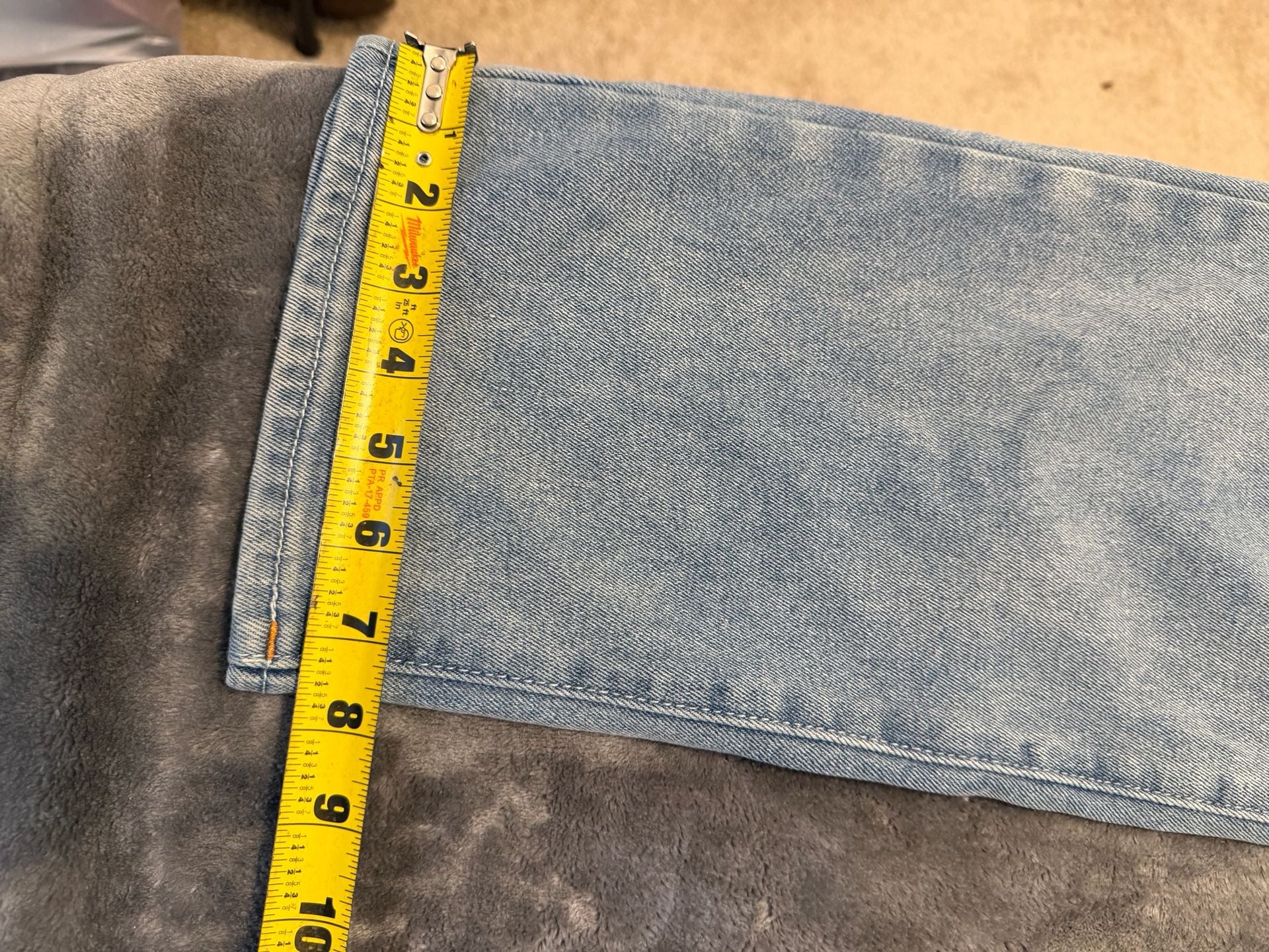 True Religion Geno Relaxed Slim Jeans Size 36 Light Wash Denim 7