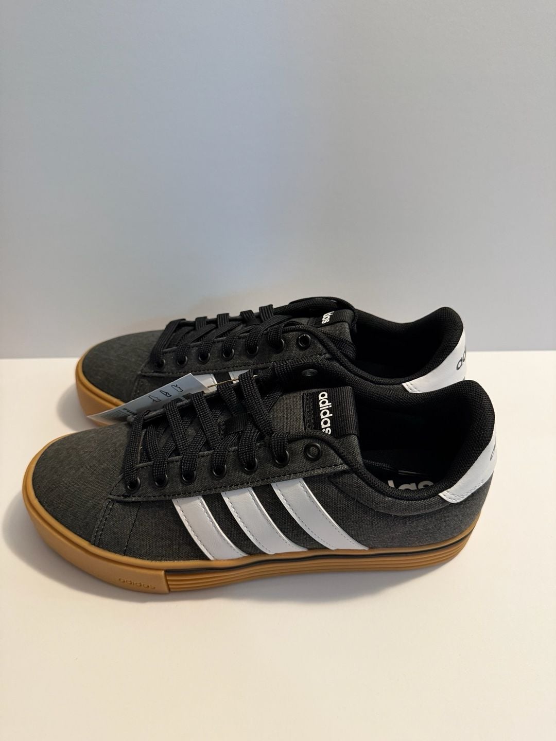 Adidas Daily 4.0 Size 7 Black White Gum Canvas Sneakers 3