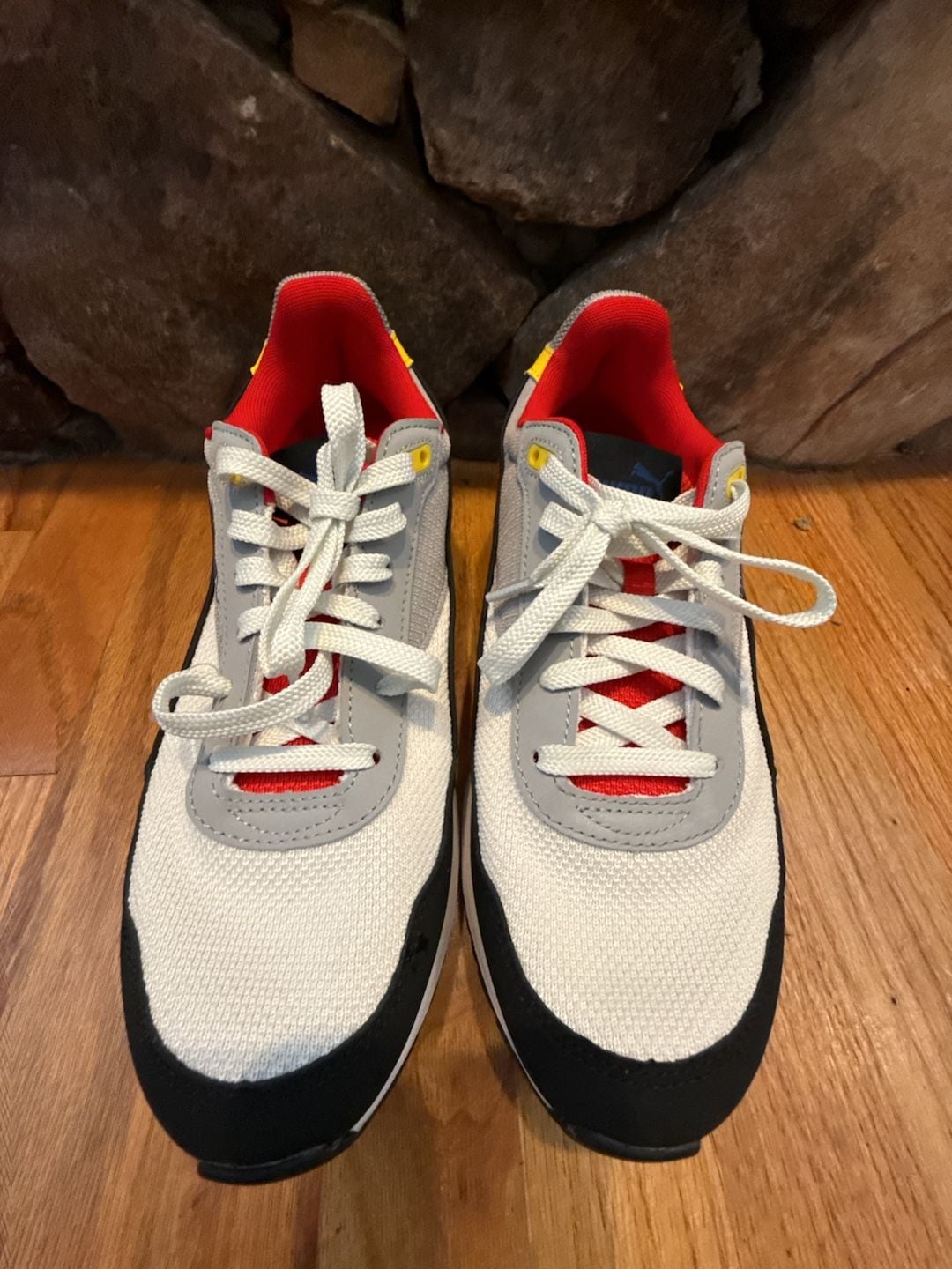 Puma R78 Gravity Size 9.5 Grey White Red Blue Sneakers 2