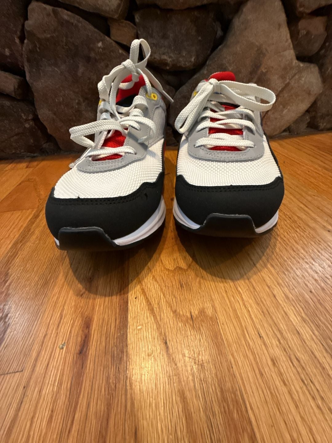 Puma R78 Gravity Size 9.5 Grey White Red Blue Sneakers 4