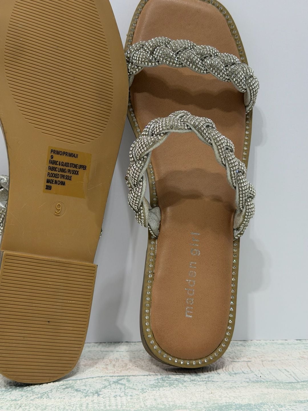 Product thumbnail 4