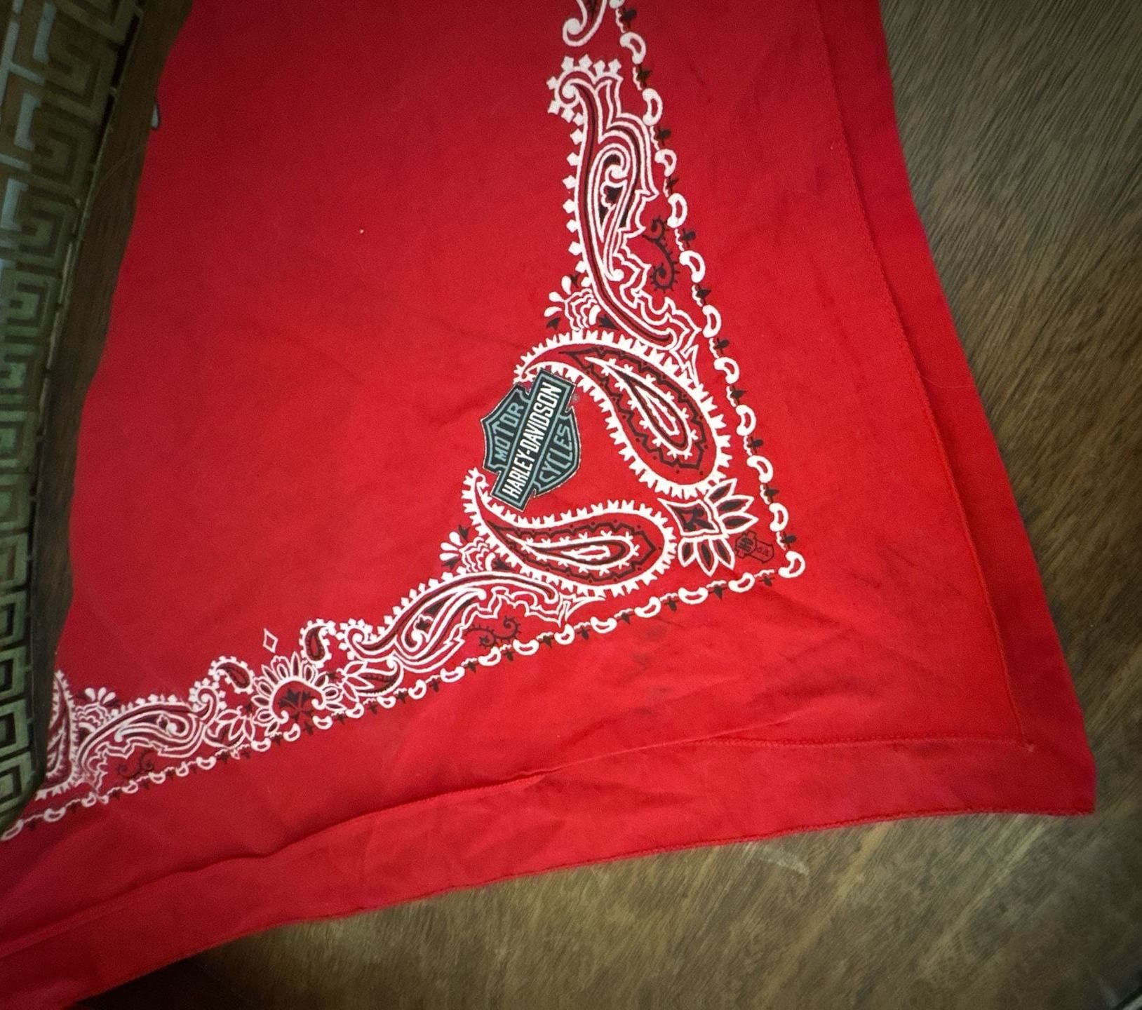 Harley-Davidson Warr's London England 1990 Red Paisley Bandana 4