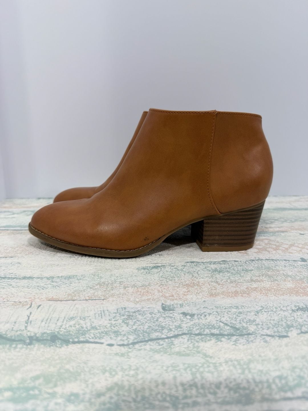Old Navy Ankle Boots Size 7.5 Tan Faux Leather Block Heel Booties 2