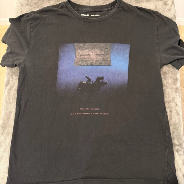 Billie Eilish Hit Me Hard And Soft Tour T-Shirt Size L Black Cotton