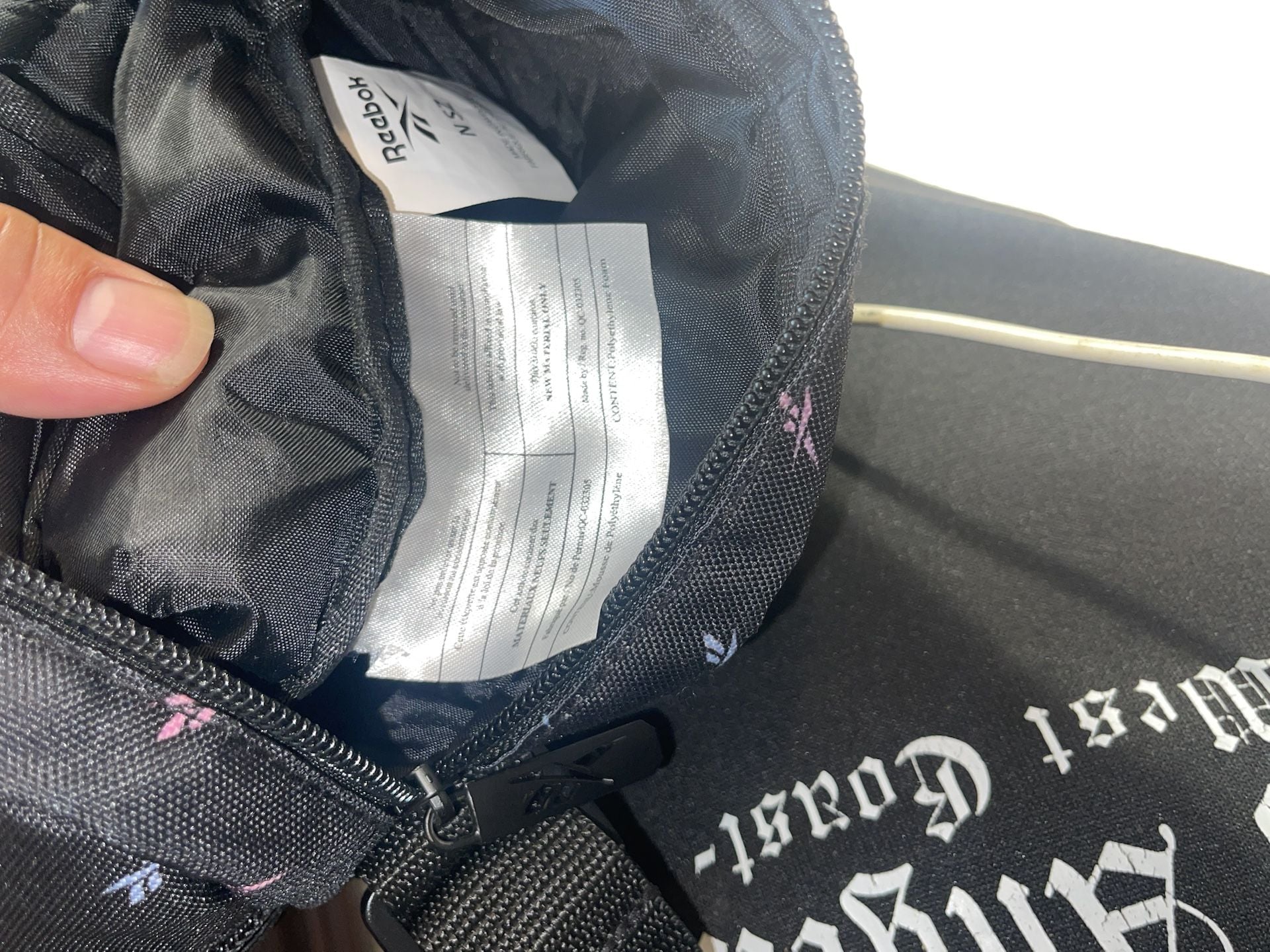 Imported Reebok Crossbody Bag N Sz Black Print 7
