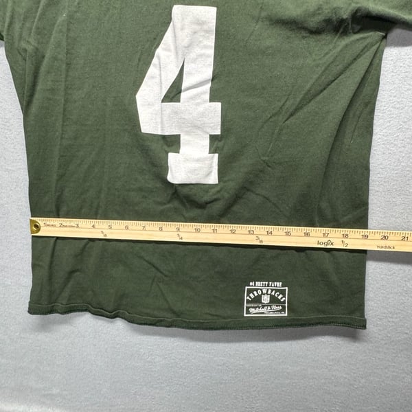 Mitchell & Ness Green Bay Packers Brett Favre #4 T-Shirt Size L