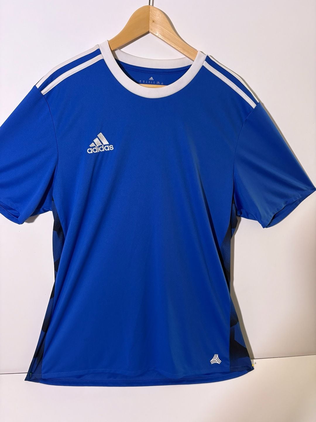 Adidas Entrada 18 Jersey Size XL Blue Soccer Sports T-Shirt 2