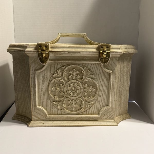 Max Klein Vintage Faux Wood Plastic Sewing Box Container SC-2015