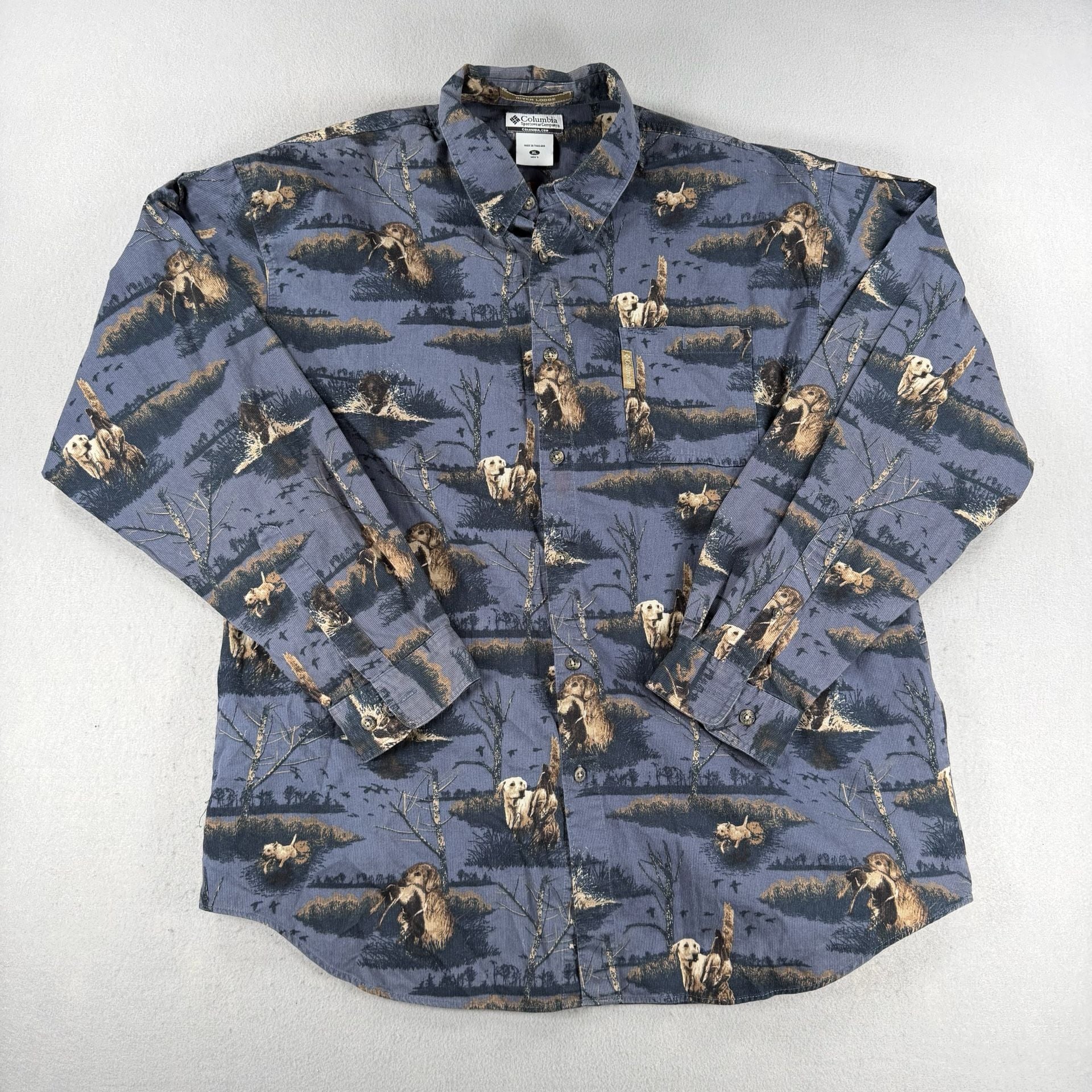 Columbia River Lodge Dog Print Corduroy Shirt Size XL 2