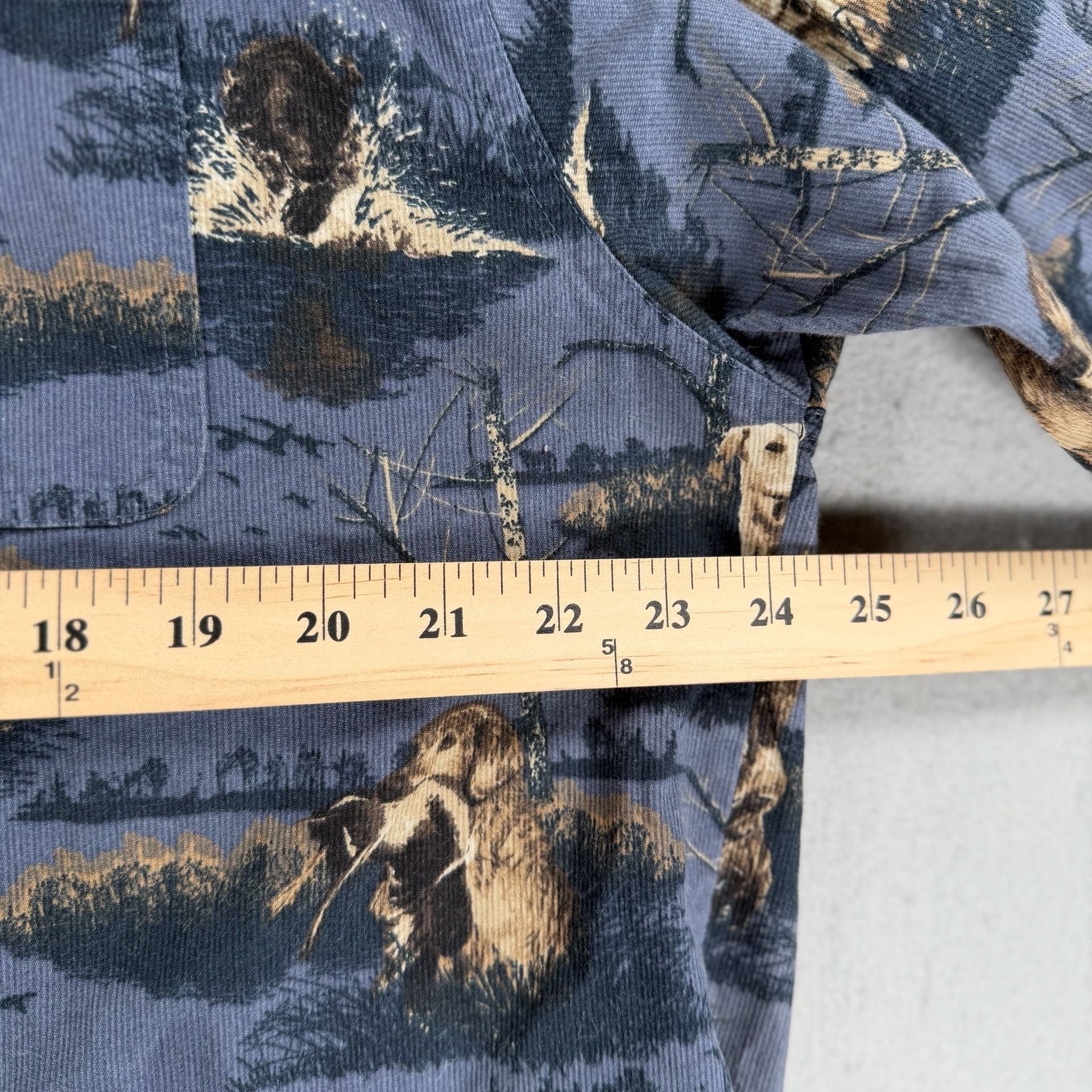 Columbia River Lodge Dog Print Corduroy Shirt Size XL 6