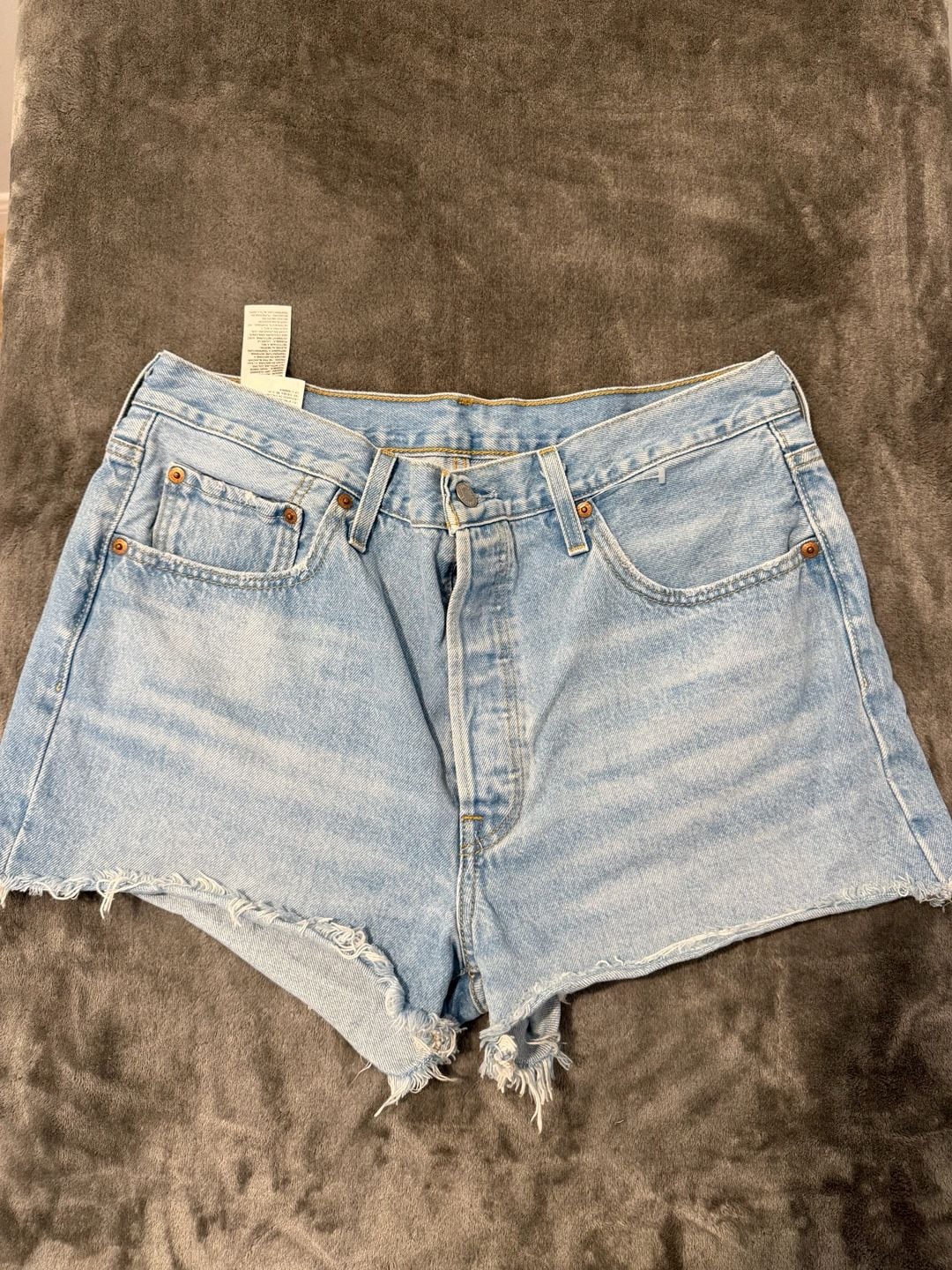 Levis 501 Original Cutoff Denim Shorts Size W33 Light Wash Distressed 2
