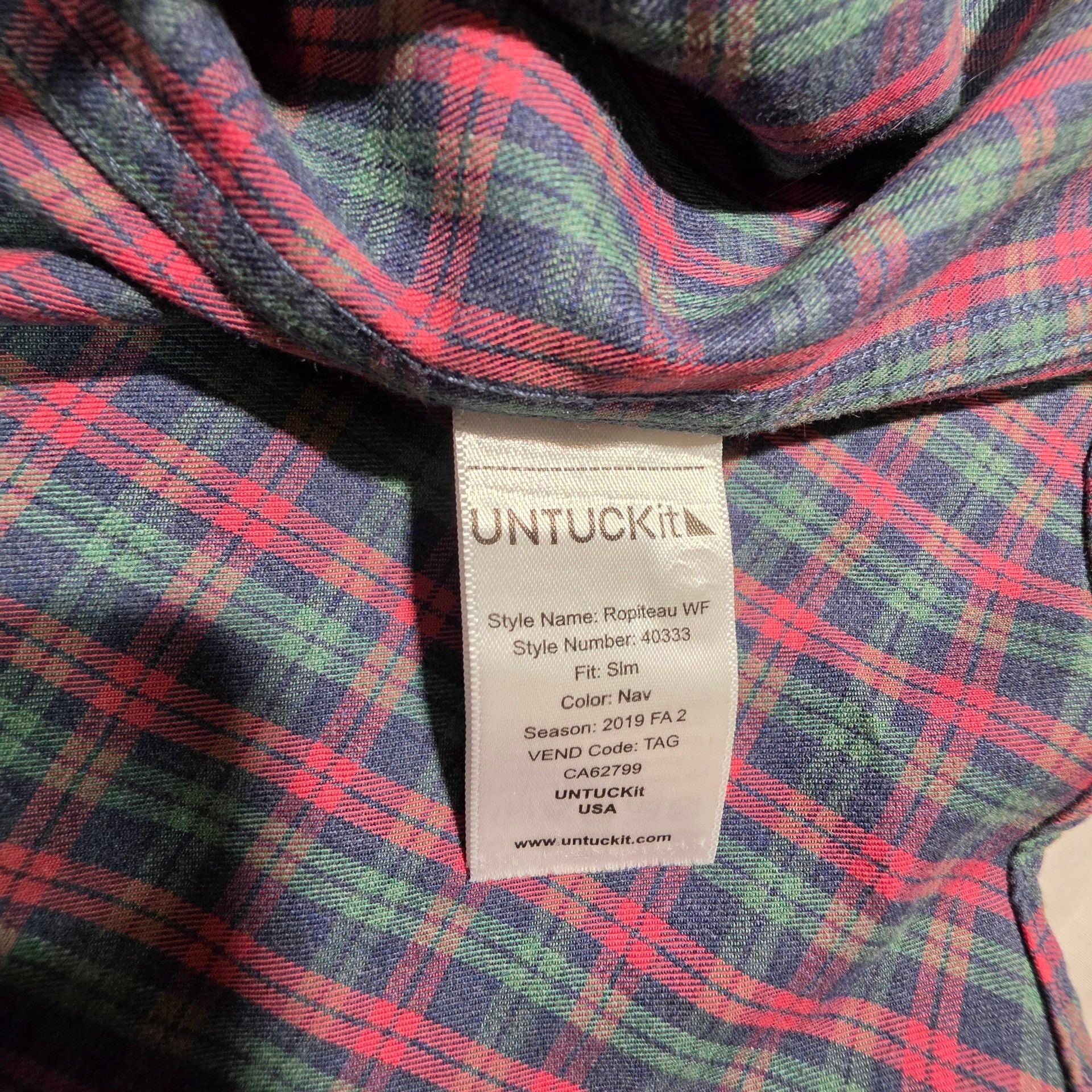 UNTUCKit Ropiteau WF Shirt Medium Red Green Plaid Slim Fit Cotton 5