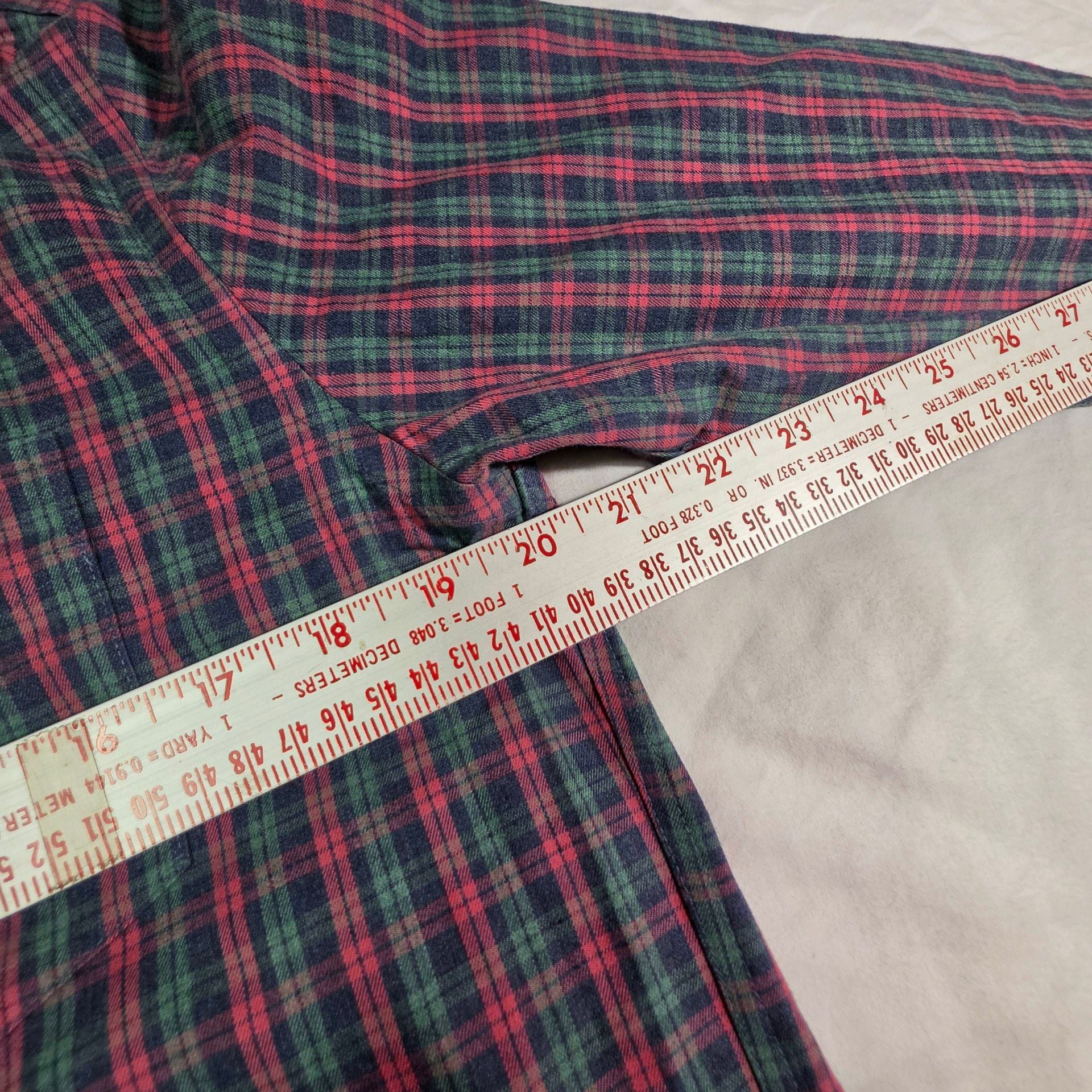 UNTUCKit Ropiteau WF Shirt Medium Red Green Plaid Slim Fit Cotton 7