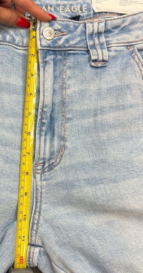 American Eagle Dreamy Drape Baggy Wide Leg Jeans Size 6 11