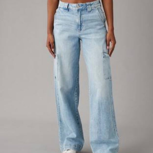 American Eagle Dreamy Drape Baggy Wide Leg Jeans Size 6
