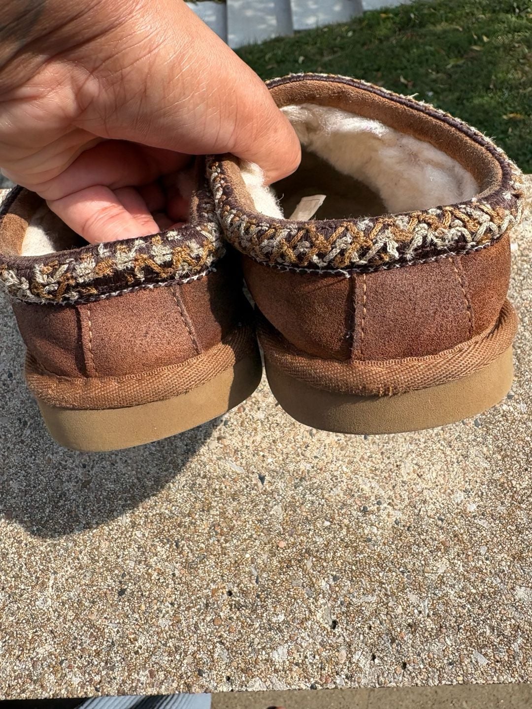 UGG Tasman Slipper Size 4 Chestnut Suede 7