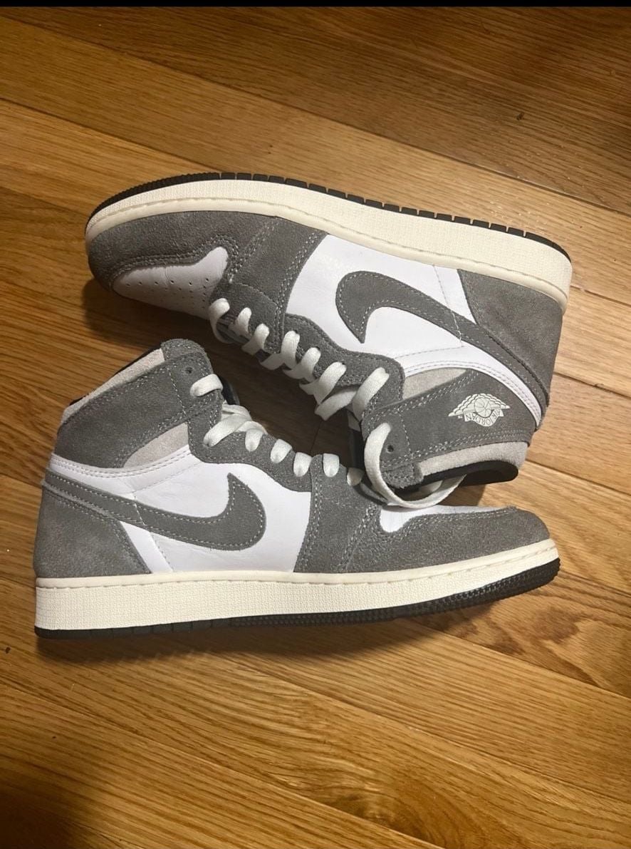 Air Jordan 1 Retro High OG GS Size 7Y Washed Black 2