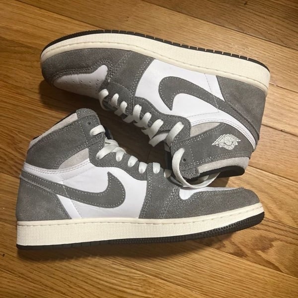 Air Jordan 1 Retro High OG GS Size 7Y Washed Black