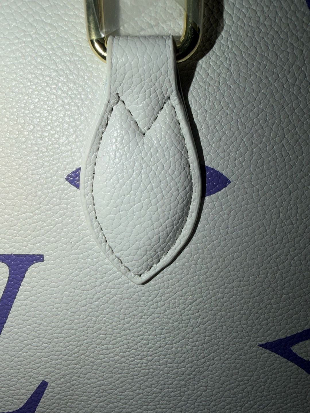 Louis Vuitton Onthego MM Tote Bag White Monogram Canvas 5