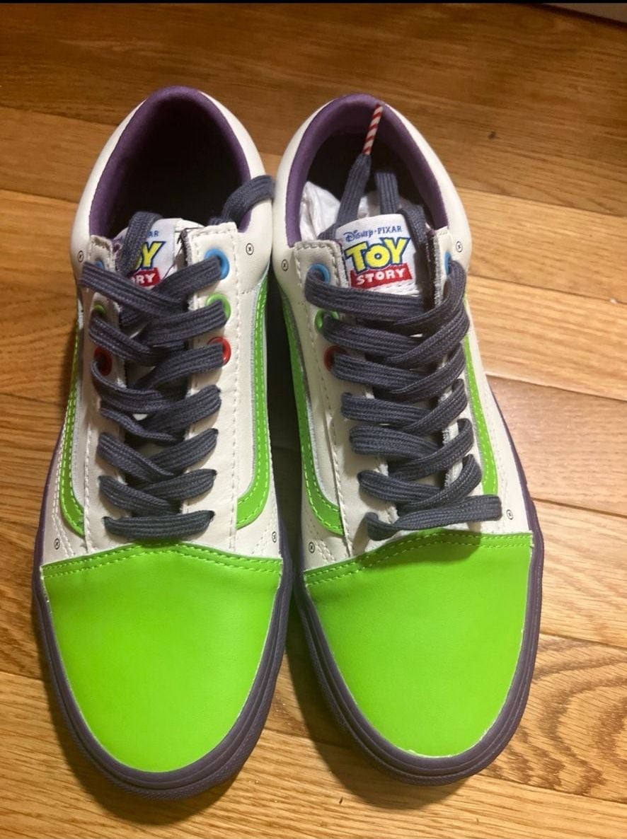 Vans Old Skool Toy Story Buzz Lightyear Sneakers 2