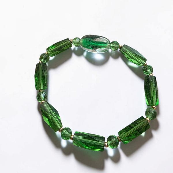 Vintage Green Faceted Glass Beaded Stretch Bracelet