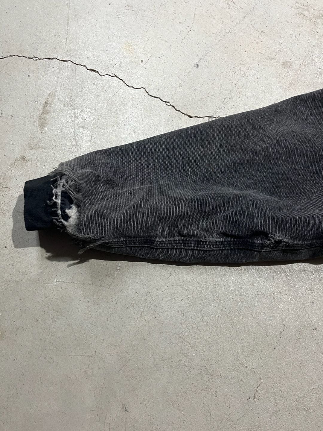 90’s Carhartt J130 Active Jacket Faded Black Thermal Lined 9