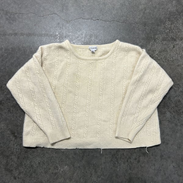 Kalliope Cropped Cable Knit Sweater